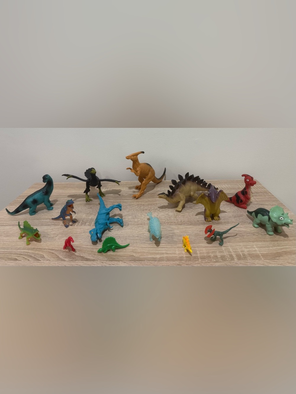 Vintage Plastic Toy Dinosaur Figures Lot 15 Pc T-Rex Triceratops Stegosaurus